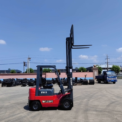 1500 kg laadvermogen Diesel aandrijvende vorkheftruck FD15 Hoogte 2040 mm